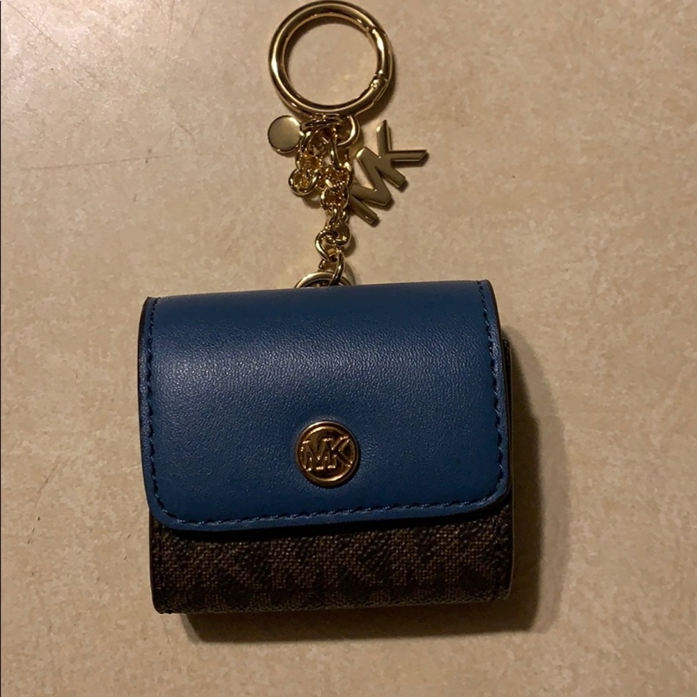Michael Kors AirPod case